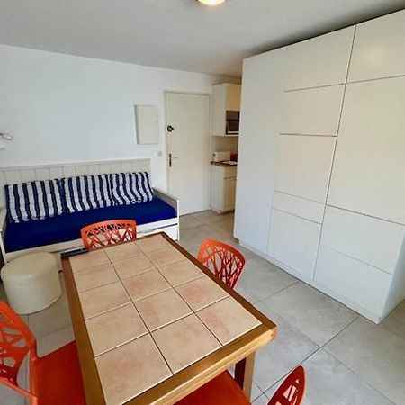 Appartement T2 A Royan, 4 Pers., Proche Plage Et Commerces, Parking, Balcon, Confortable Et Equipe - Fr-1-494-60 Zewnętrze zdjęcie